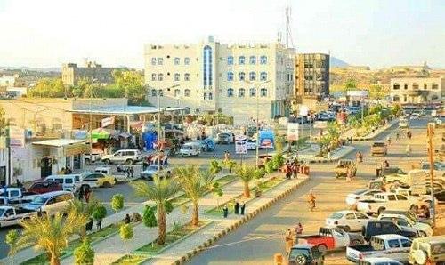 عاجل : إصابة 7 مدنيين بشظايا صاروخ باليستي أطلقته مليشيا الحوثي على مدينة مأرب