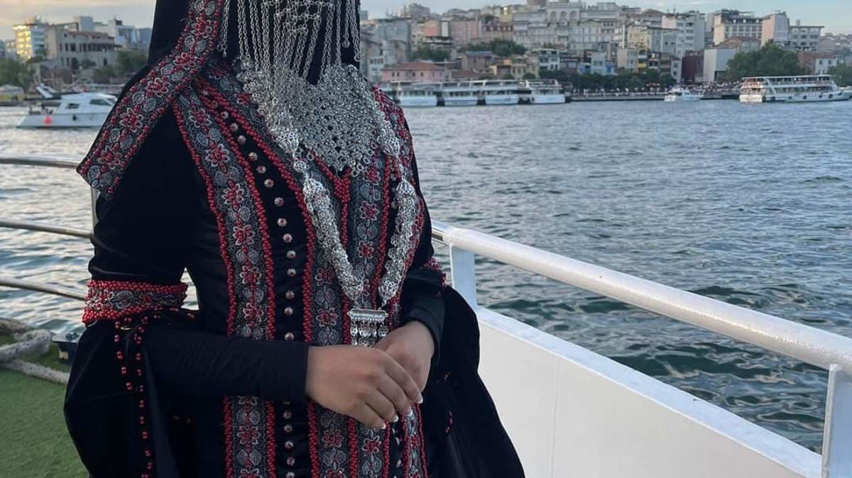 إبحار : معرض تشكيلي عائم عن اليمن على ضفاف بحر مرمرة في اسطنبول (شاهد) 