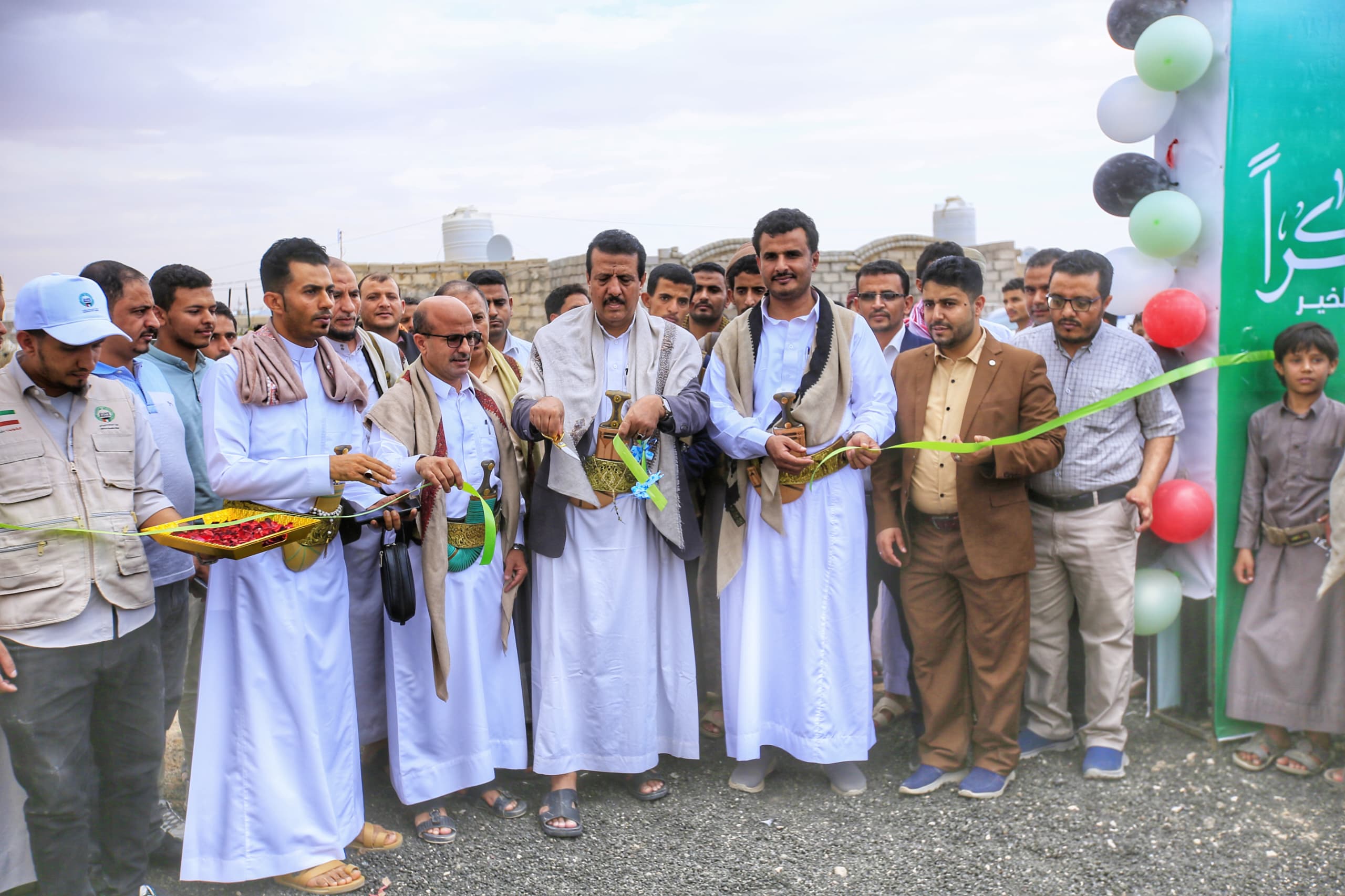 افتتاح قرية سكنية للنازحين بمأرب  بتمويل كويتي